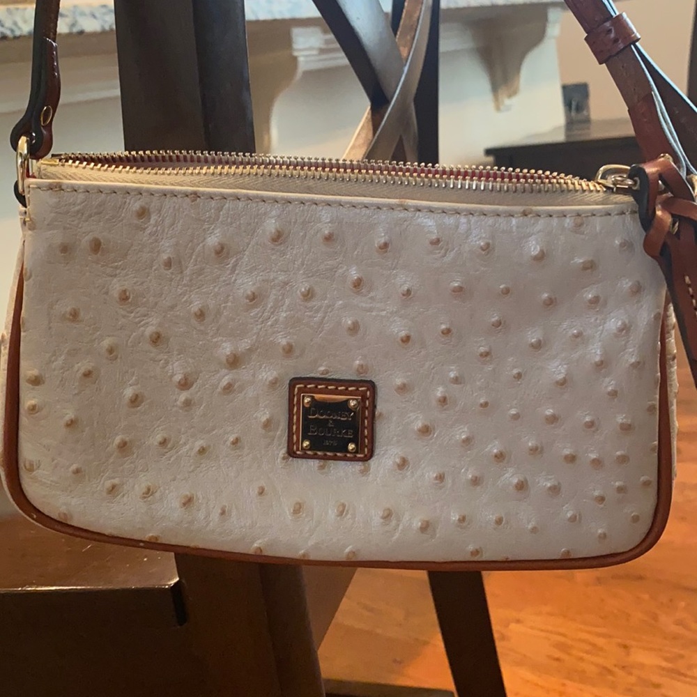 Dooney & Bourke handbag - Picture 1 of 4